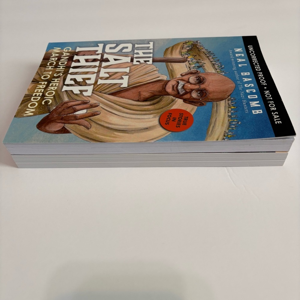Scholastic Book Bundle - Picture 2 of 8
